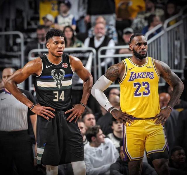 打进精彩世界波+头球破门，马杜埃凯当选欧冠本周最佳球员（神仙球加头槌建功，马杜埃凯荣膺欧冠周最佳）