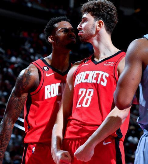 官方：马特拉齐、卡伦布等将担任世预赛附加赛抽签嘉宾（官方宣布：马特拉齐、卡伦布等受邀出任世预赛附加赛抽签嘉宾）