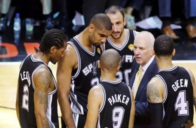 孔蒂：我们的中场只剩洛博特卡和小麦，希望不会再有人受伤（孔蒂：中场仅余洛博特卡与小麦，盼再无伤病）